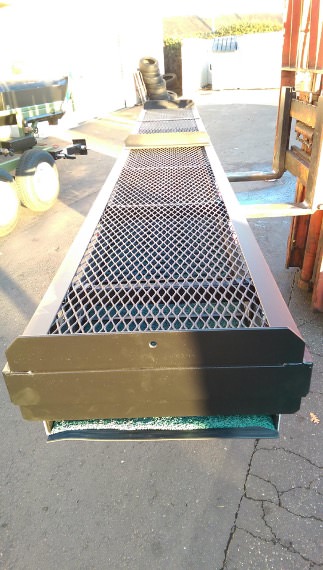 Model 159-V Sluice box recovery system shown w/ optional Locking Security screen for theft protection